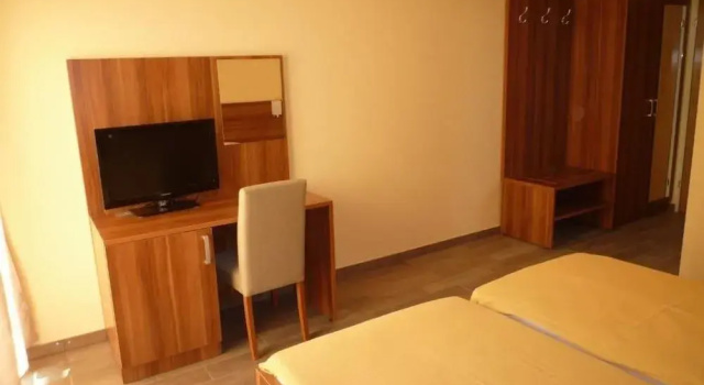 Bed & Breakfast Grgic, Book Hotel Hotels in Novigrad Istria with Parking, Parking