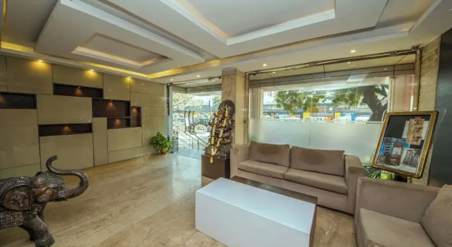 Hotel B.S. PLAZA
