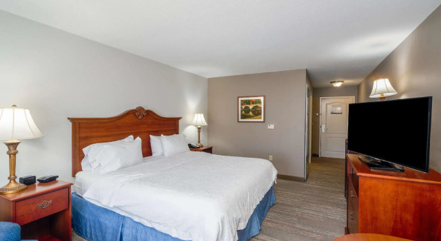 Двухместный люкс Hampton Inn London-North, Ky