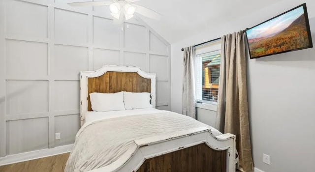 Gatlinburg Condo 2 Bedroom Condo by RedAwning, Забронировать Апартаменты/квартира Отели Great Smoky Mountains National Park с парковкой, Парковка