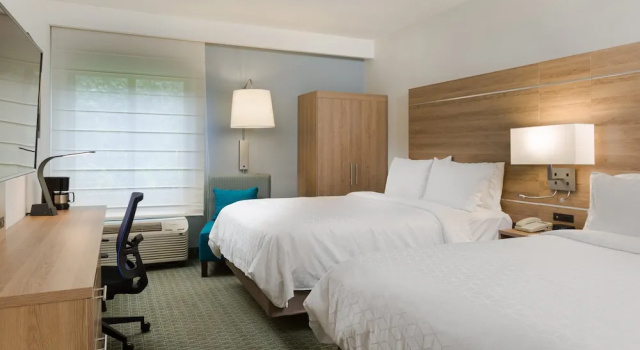 Четырёхместный номер Standard с красивым видом из окна Holiday Inn Express San Jose Costa Rica Airport by IHG