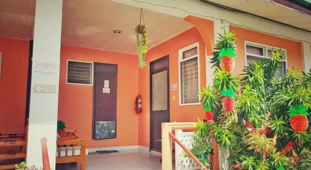 WHITE BEACH GUEST HOUSE, Забронировать Гостевой дом Гостевые дома Mindoro, Гостевой дом