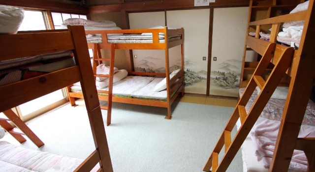 Кровать в общем номере (женский номер) Towadako Backpackers