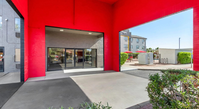 Super 8 by Wyndham Mesa Gilbert, Забронировать Отель Гилберт Phoenix Metropolitan Area