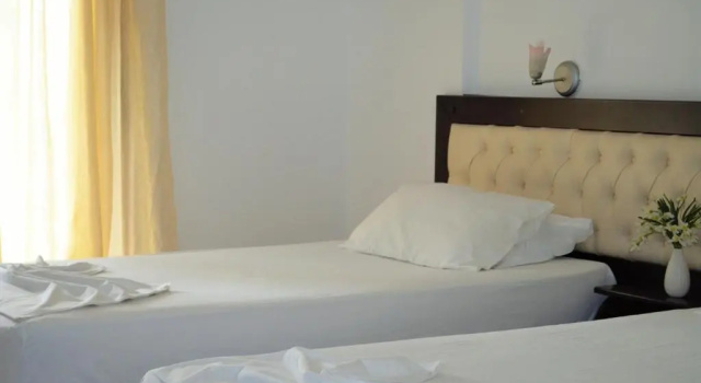Двухместный номер Standard с балконом JB Hotel