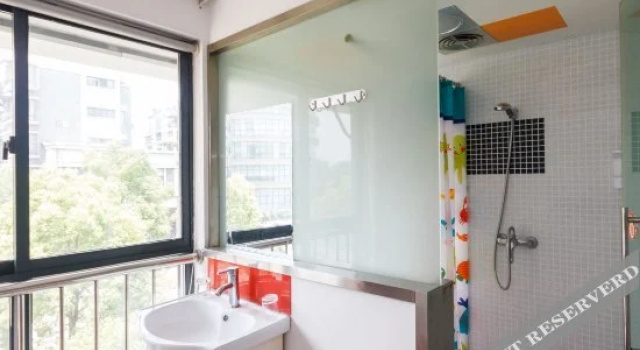 Ziyou e Home Express Hotel(自由E家快捷酒店(杭州蒋村店))