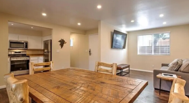 Коттедж с 2 комнатами Tahquitz Pines Retreat