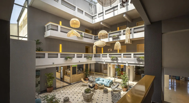 Valamar Koralj Hotel, 予約 ホテル クルク島 クルク島