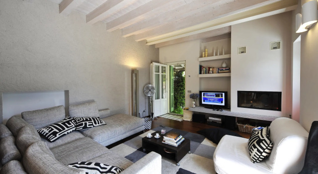 Villa Bellini, Varaa Villa Moltrasio Como