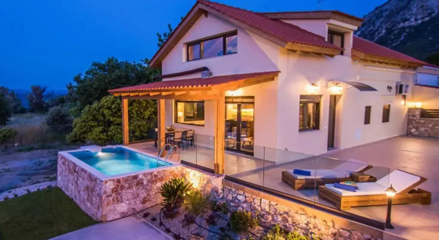 Вилла Magical Salakos Villa