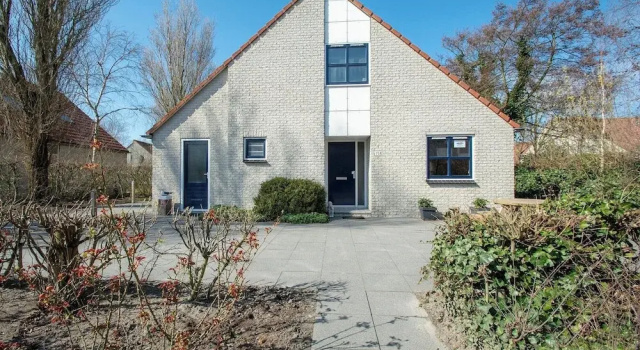 Holiday Home by Beach in Ooghduyne, Забронировать Вилла Отели Kop van Noord-Holland с парковкой, Парковка