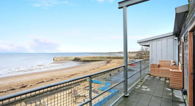 Stylish 3 bed with Stunning Sea Views, Забронировать Отель Масселборо East Lothian