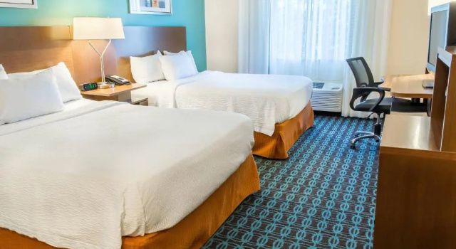 Четырёхместный номер Standard Fairfield Inn & Suites Sioux Falls