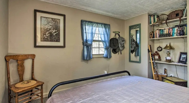 Коттедж 2 Mi to Downtown Knoxville: Cozy Home w/ Patio