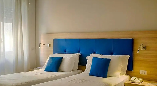 Трёхместный номер Standard American Hotel