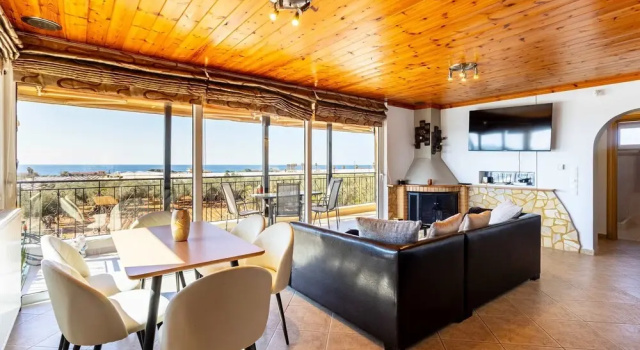 Апартаменты Seaview Nature Retreat - Filiatra s Cozy Hideaway