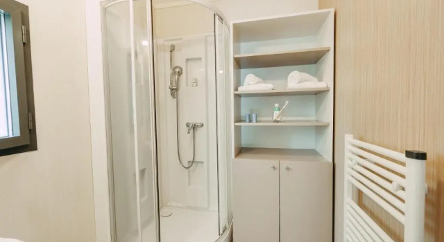 Village vacances La Riviera Limousine by Popinns, Rezerwuj Hotel Altillac 