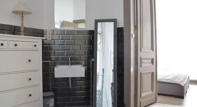 Amazing Apartment Antwerp South, Забронировать Апартаменты/квартира Отели Антверпена с парковкой, рядом с Metro Meir, Парковка