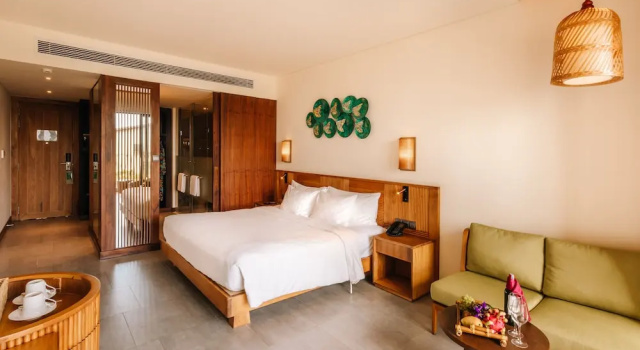 Двухместный номер Deluxe с видом на бассейн Dusit Princess Moonrise Beach Resort