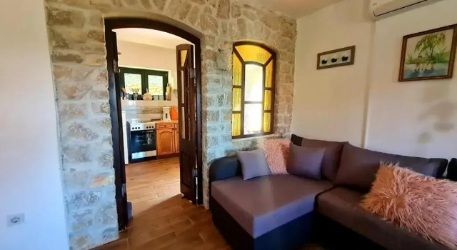Apartment Sunshine, Забронировать Апартаменты/квартира Отели Мали-Лошиня с парковкой, Парковка