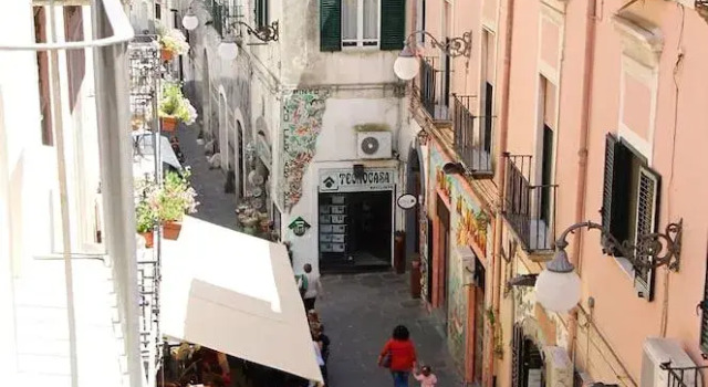 B & B Amore, Забронировать Отель «постель и завтрак» Виетри Салерно, рядом с Due Fratelli