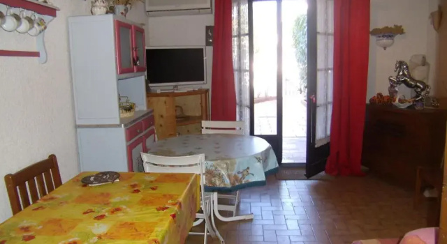 Réf LS 149 : Studio 4 pers Rés le Trident n°63, Забронировать Апартаменты/квартира Сент-Мари-де-ла-Мер Камарг
