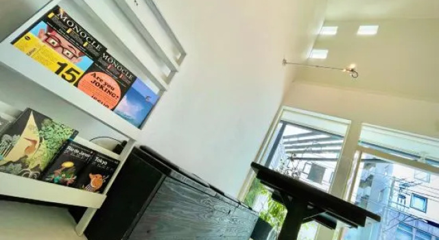En- Hostel & Café Bar