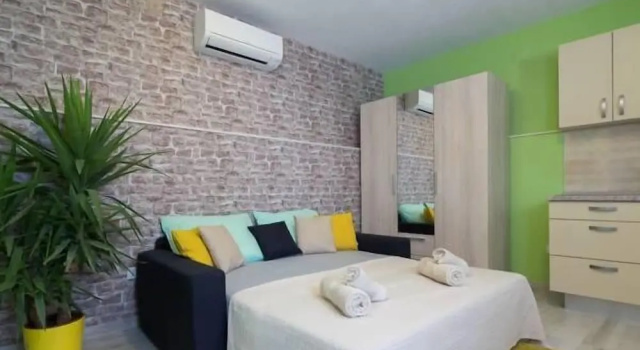 Студия Superior Bliss Apartments with free parking