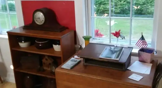 Hummingbird Hill Bed & Breakfast, Забронировать Отель Уолпол Нью-Гемпшир