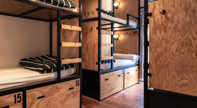 Кровать в общем номере Surfing Etxea - Surf Hostel