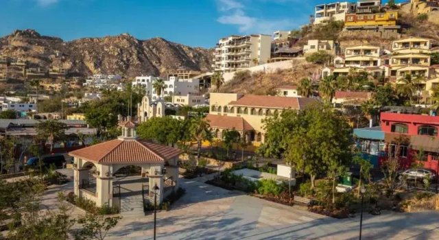 Amazingly Beautiful 2 1BR in Cabo, Забронировать Отель Отели Южной Нижней Калифорнии с парковкой, Парковка