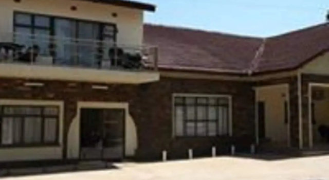 Mapalo Lodge, Забронировать Отель Отели Лусаки с бассейном, Бассейн