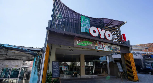 Hotel O Surabaya near Surabaya Town Square formerly Kupang Gunung Residence, Book Hotel Dukuhkupang East Java