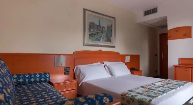 Трёхместный номер Standard с балконом Hotel Brioni Mare