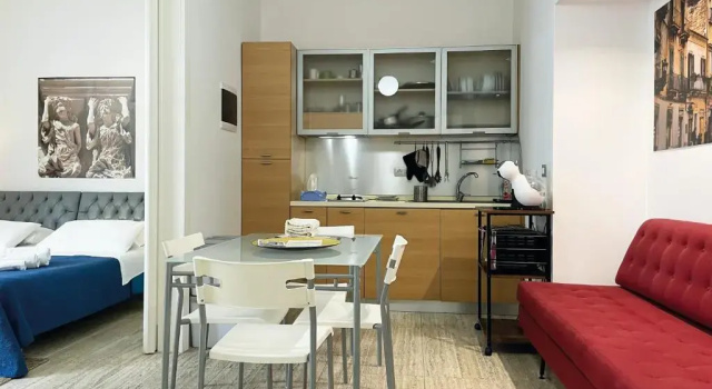 Апартаменты с балконом Euphorbia Residence