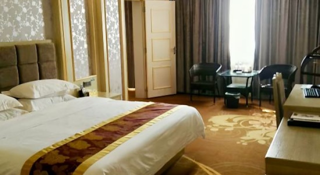 Люкс Deluxe Junmei International Hotel (Jiangbin Cultural Square Branch)