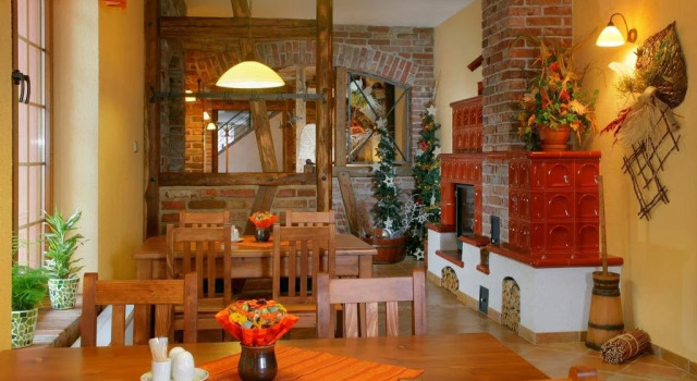 Hotel Albis, Забронировать Отель Врхлаби Краловеградецкий край, рядом с Tow Sever