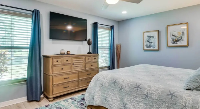 Family Home w/ Outdoor Oasis in Cape Coral!