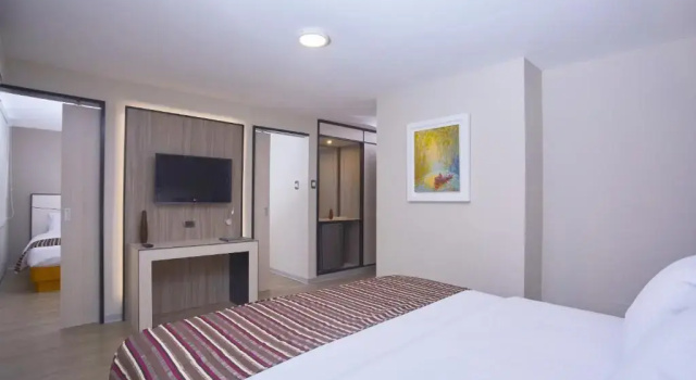Семейный номер Standard Victoria Regia Hotel