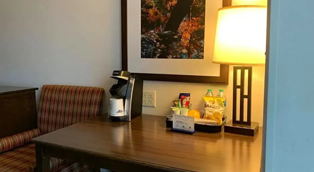 Номер Premium Hampton Inn & Suites Lake Placid