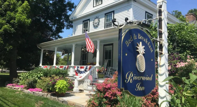 Номер Standard Riverwind Inn Bed and Breakfast