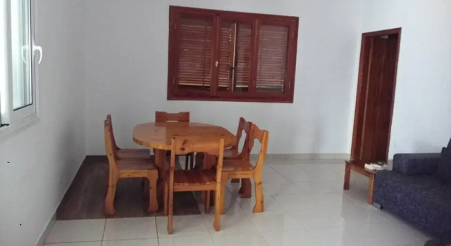 Janis Home, Забронировать Отель Храни Messinia