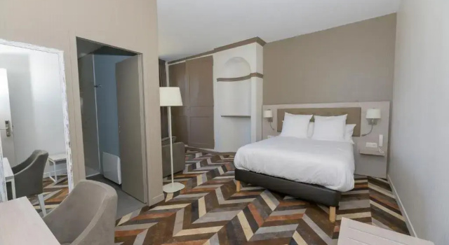 Двухместный номер Superior Logis HOTEL DU PARC