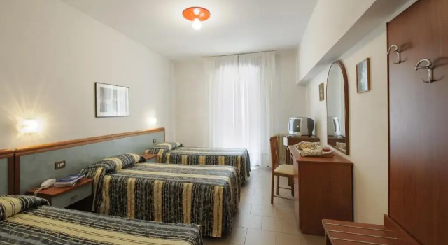 Трёхместный номер Standard Hotel Bertusi