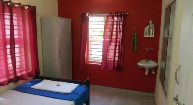 Sun n Tan Beach Home stay, Забронировать Отель Каннур штат Керала