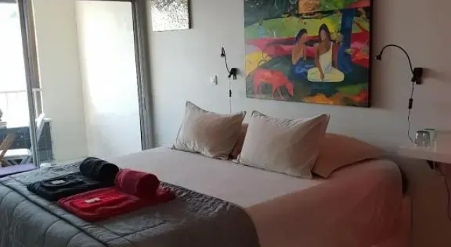 1 Chambre, 1 Ptit dèj, 1 Sourire, Забронировать Отель «постель и завтрак» Монпелье Hérault