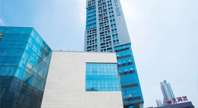 Hanting Hotel Changzhong Changhong Road Metro Station