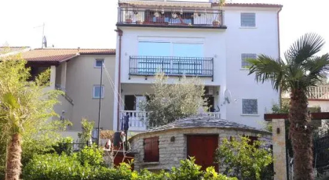 Lungo mare apartments, Забронировать Апартаменты/квартира Пула Pula Riviera, рядом с Поменад Лунгомаре