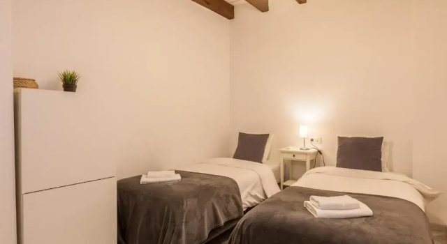 Luminoso 2 BR apartment, 300 metros de Catedral, Забронировать Апартаменты/квартира Старый город Севилья