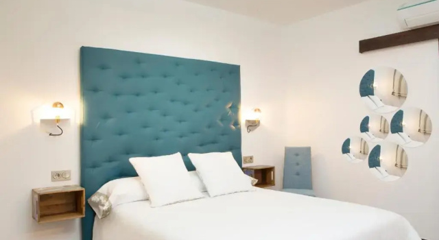Hotel Hierbaluisa, Забронировать Отель Отели Cuenca Province 3 звезды, 3*